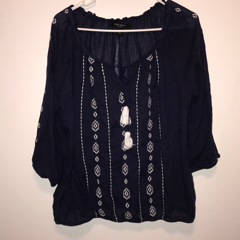 Blue blouse with white fringe